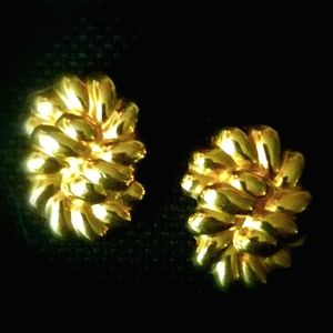 Vintage Golden Knot earrings (1980s)
